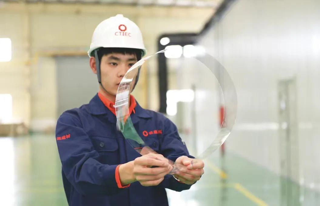 		《建材行业碳达峰实验计划》解读 | 彭寿：坚持高端化、智能化、绿色化，，，，为建材行业“双碳”生长孝顺玻璃实力_节能环保_CA88集团有限公司	