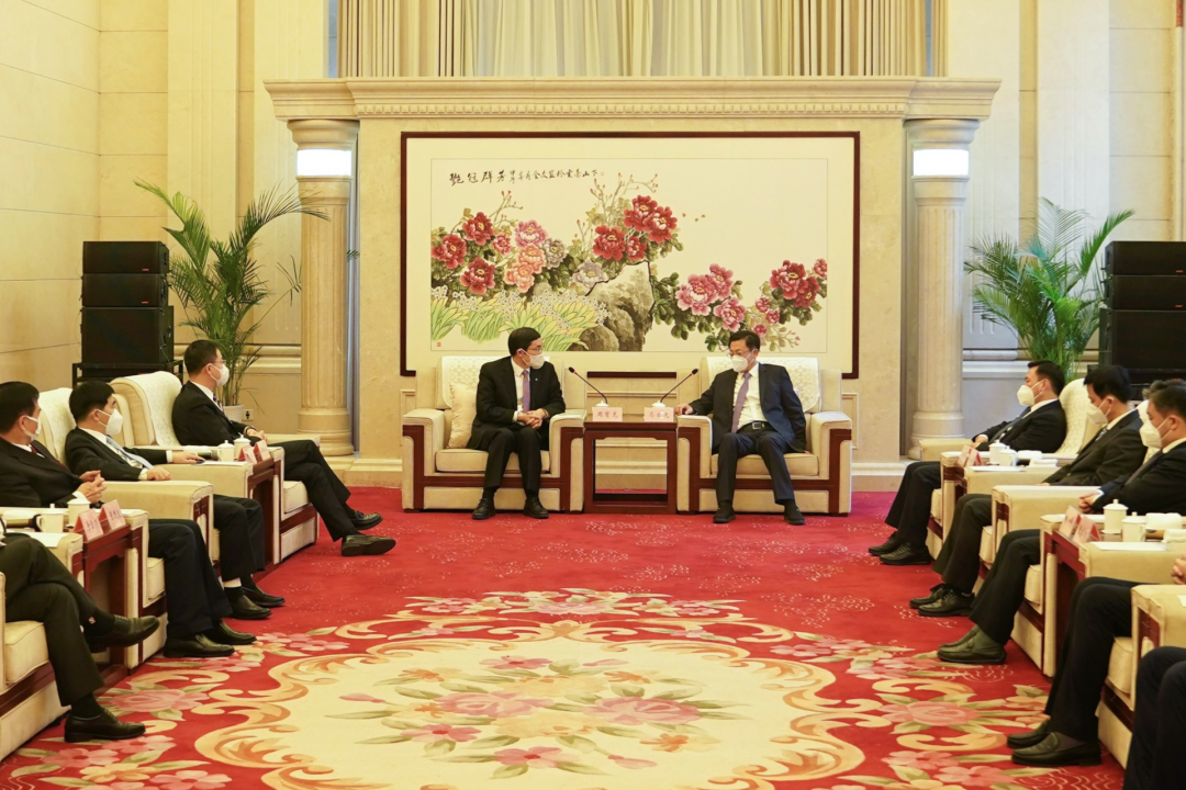 		奋楫扬帆启新程 | CA88集团所属中复神鹰年产三万吨高性能碳纤维建设项目签约_国际交流_CA88集团有限公司	