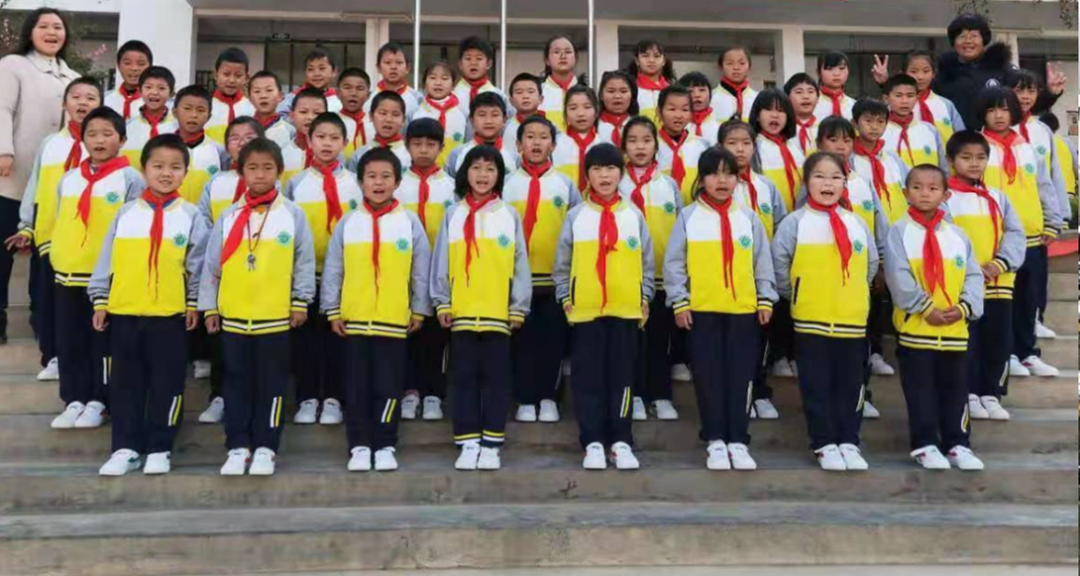 		冬日暖阳，，，，，我们为云南昭通孩子们送去温暖_责任与文化_CA88集团有限公司	