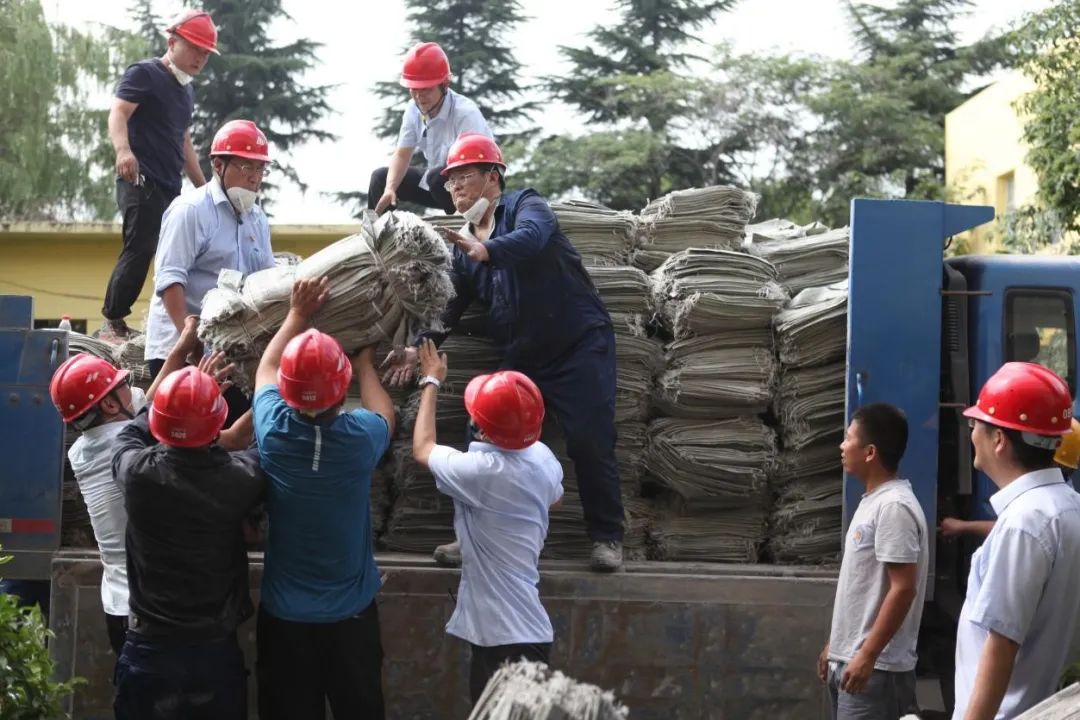 		一直“豫”你在一起，，，，CA88集团抗洪救援一直歇！_图片_CA88集团有限公司	