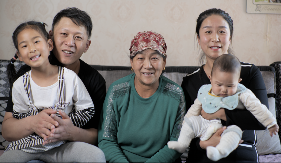 		最美建材人 | 乌海赛马水泥杨威：事情中创先争优，，，，，生涯中孝老爱幼_故事_CA88集团有限公司	