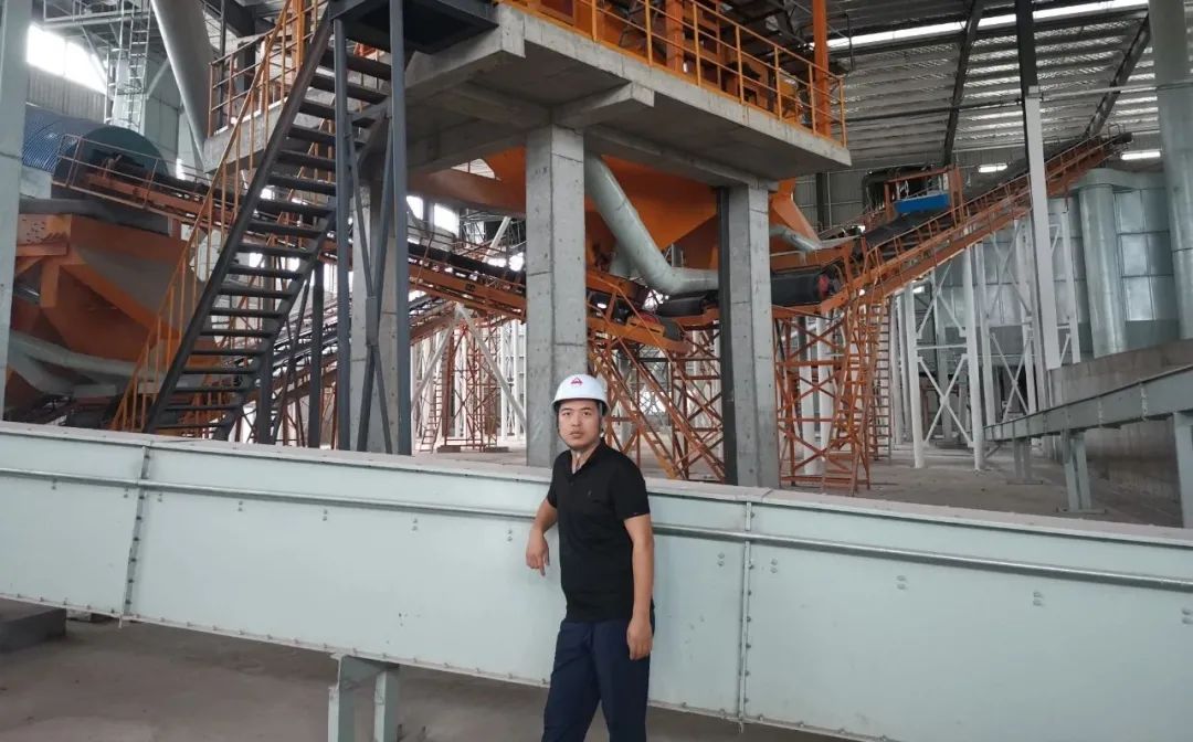 		最美建材人 | 中材科技苏非有限刘文杰：通俗岗位的忠诚“硬汉”_故事_CA88集团有限公司	