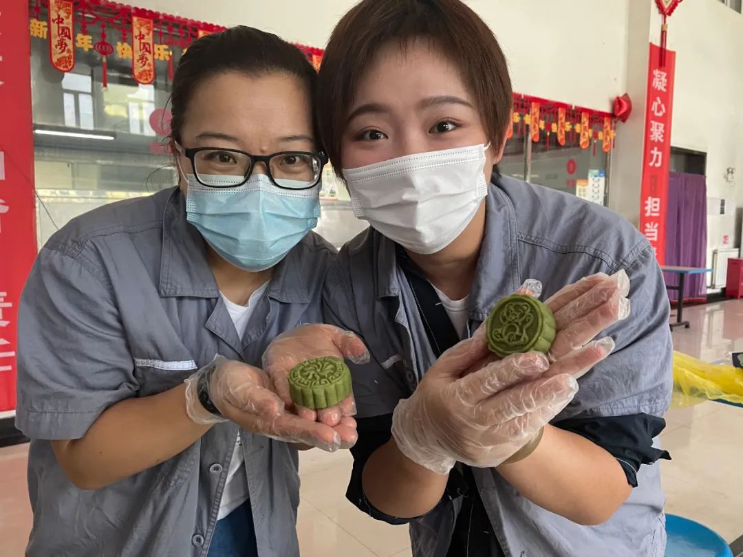 		海内外员工同赏一轮明月，，，，，，共寄一份情思 | 员工自制视频很不错哦_责任与文化_CA88集团有限公司	