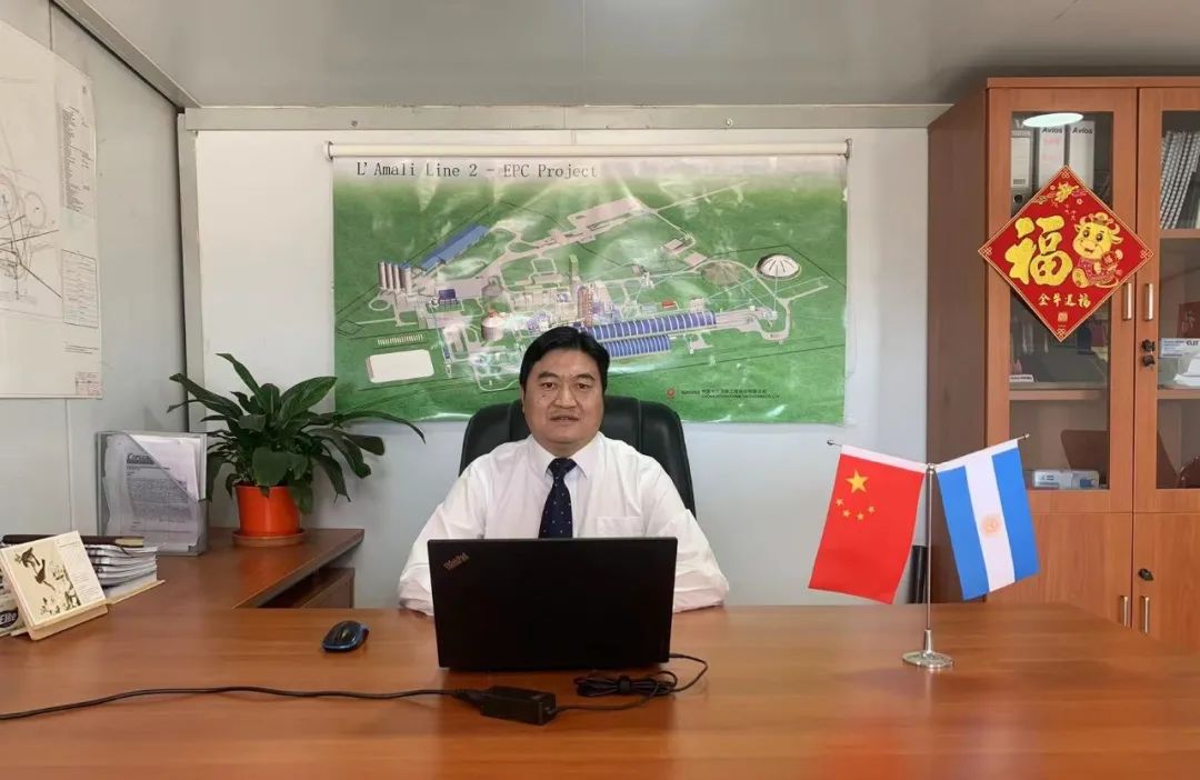 		外洋员工故事│双肩勇挑千斤担，，，，一心满怀万丈情_人物_CA88集团有限公司	