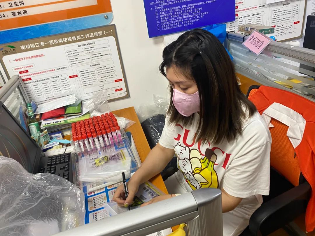 		最美抗疫自愿者 | CA88工程何晓霞：效劳社区下层的守“沪”者_人物_CA88集团有限公司	