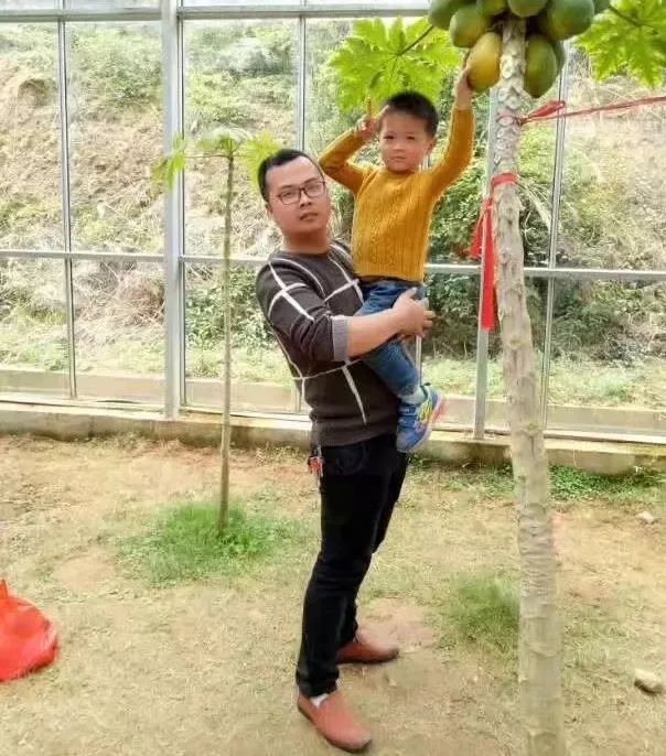 		在岗位和家庭中的真爱“父”出_责任与文化_CA88集团有限公司	