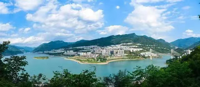 		最美墟落振兴事情者 | 地勘中心罗小文：效劳下层守初心 倾情帮扶担使命_人物_CA88集团有限公司	