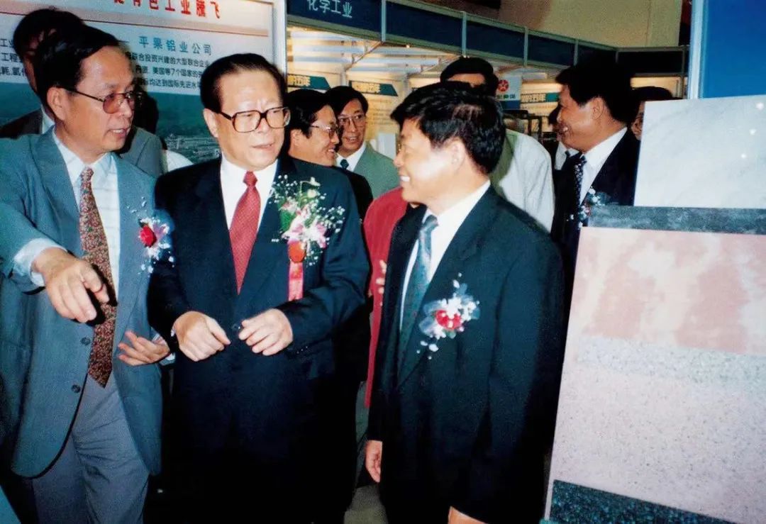 		深切思念 | 追忆江泽民同志对CA88成员企业的眷注_CA88要闻_CA88集团有限公司	