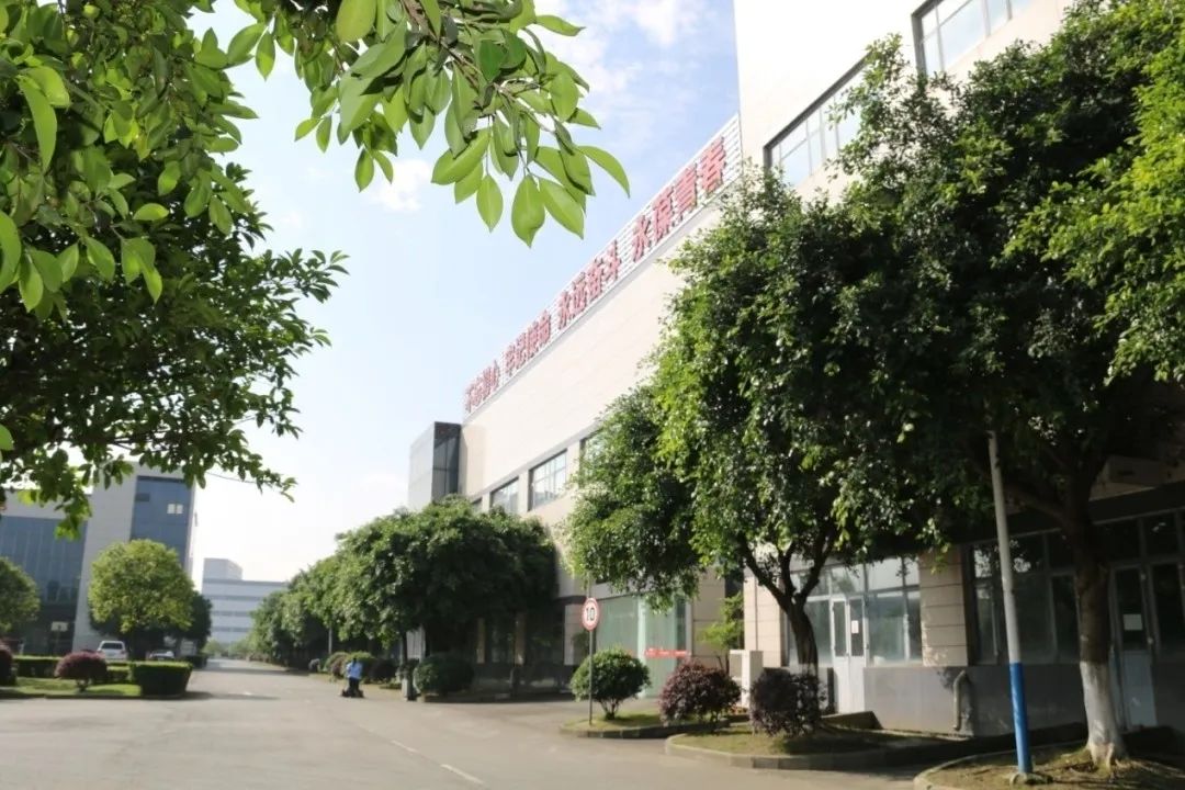 		绿色生长 | 成都中光电：用生产“含绿量”提升生长“含金量”_实干笃行_CA88集团有限公司	