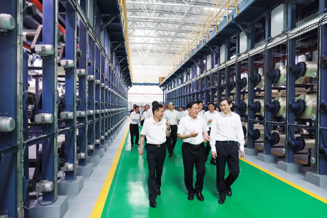 		张玉卓调研中复神鹰西宁公司，，，，强调加大新质料等战略性新兴工业结构_幻灯片_CA88集团有限公司	