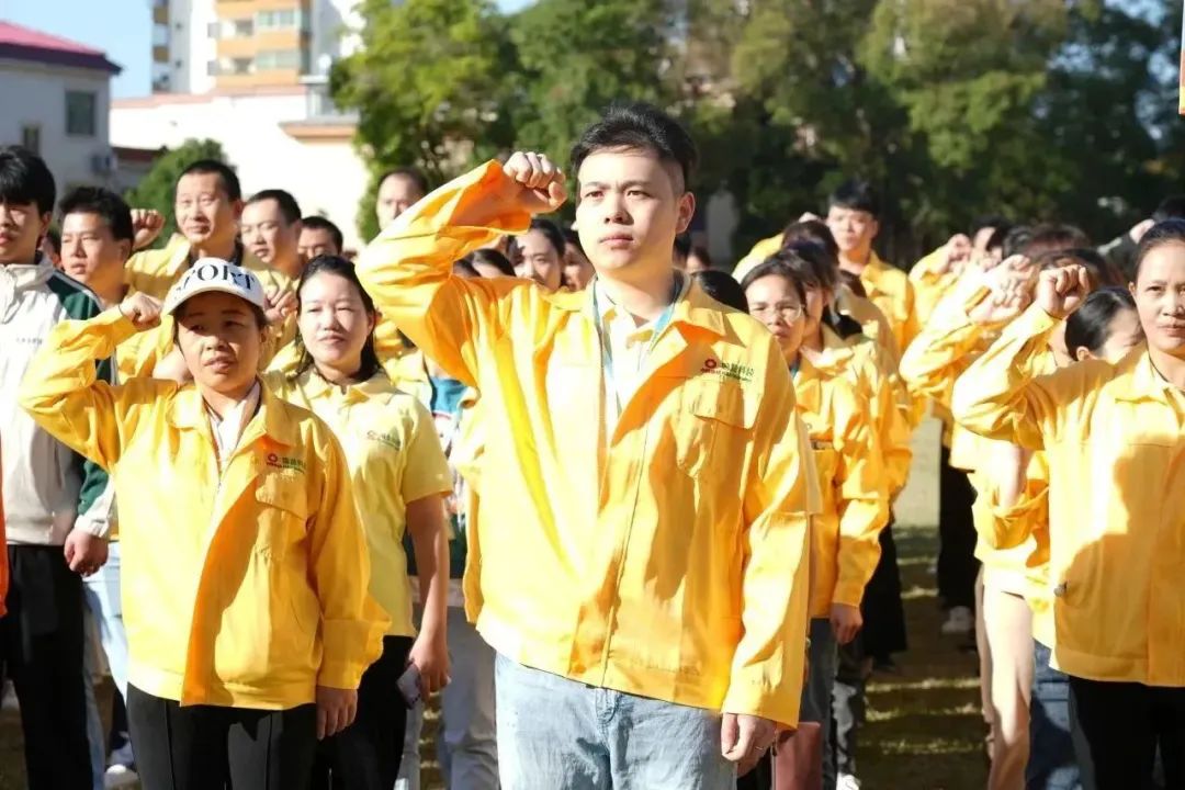 		不畏寒风暖一冬~“CA88牌”工装穿起来！_责任与文化_CA88集团有限公司	