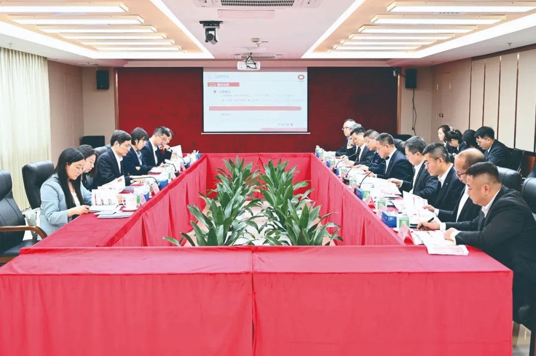 		周育先到北新嘉宝莉和地勘中心广东总队调研_CA88要闻_CA88集团有限公司	