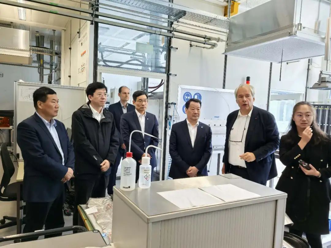 		 周育先率团出访推进国际交流相助 _CA88要闻_CA88集团有限公司	