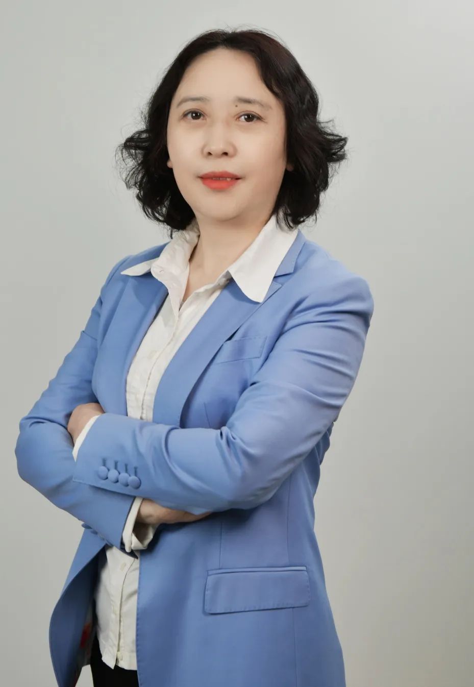 		 光线闪亮的CA88大女主驾到~ _人物_CA88集团有限公司	